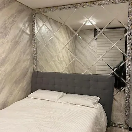 Apartment Solo 1 Da Letto Con Angolo Cottura Completo E Bagno Tutto Ad Uso Esclusivo Max 2 Persone *